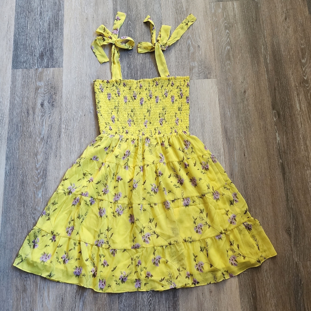 GIANNI BINI MINI FLORAL DRESS - Picture 9 of 9